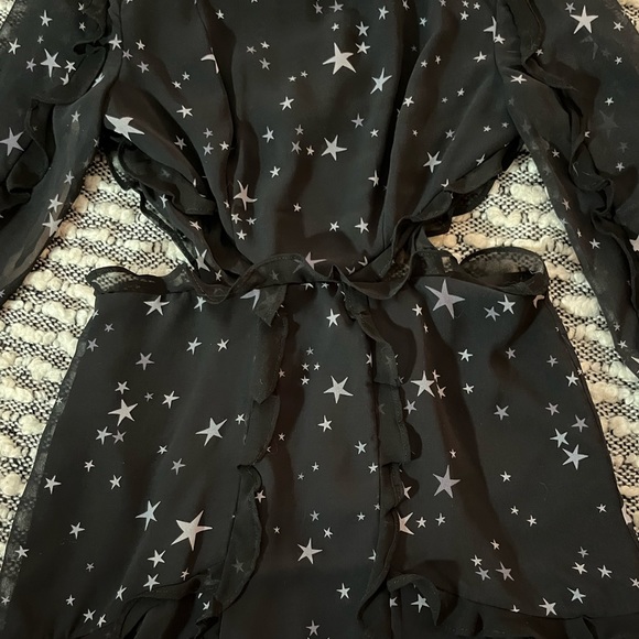 Fame Partners Cut-Out ruffle dress - Picture 2 of 6